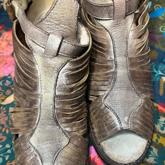 Freebirds by Steven strappy heels - Picture 3 of 9